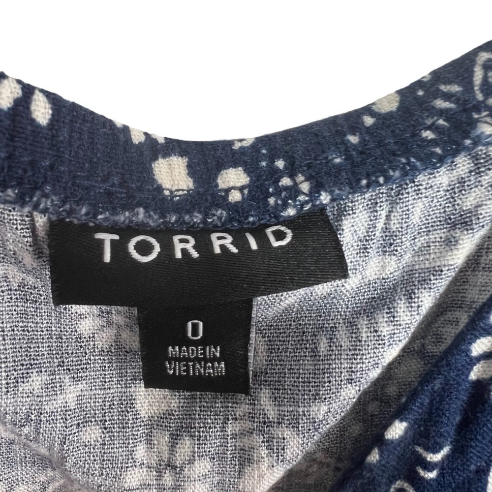 TORRID Summer Chalis Floral Sundress in Blue White Size 0 (Size 10) - Picture 8 of 9